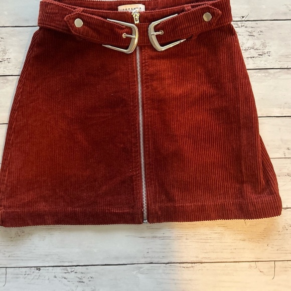 Topshop corduroy, mini skirt, zip front buckle accents size 2 - Picture 1 of 10